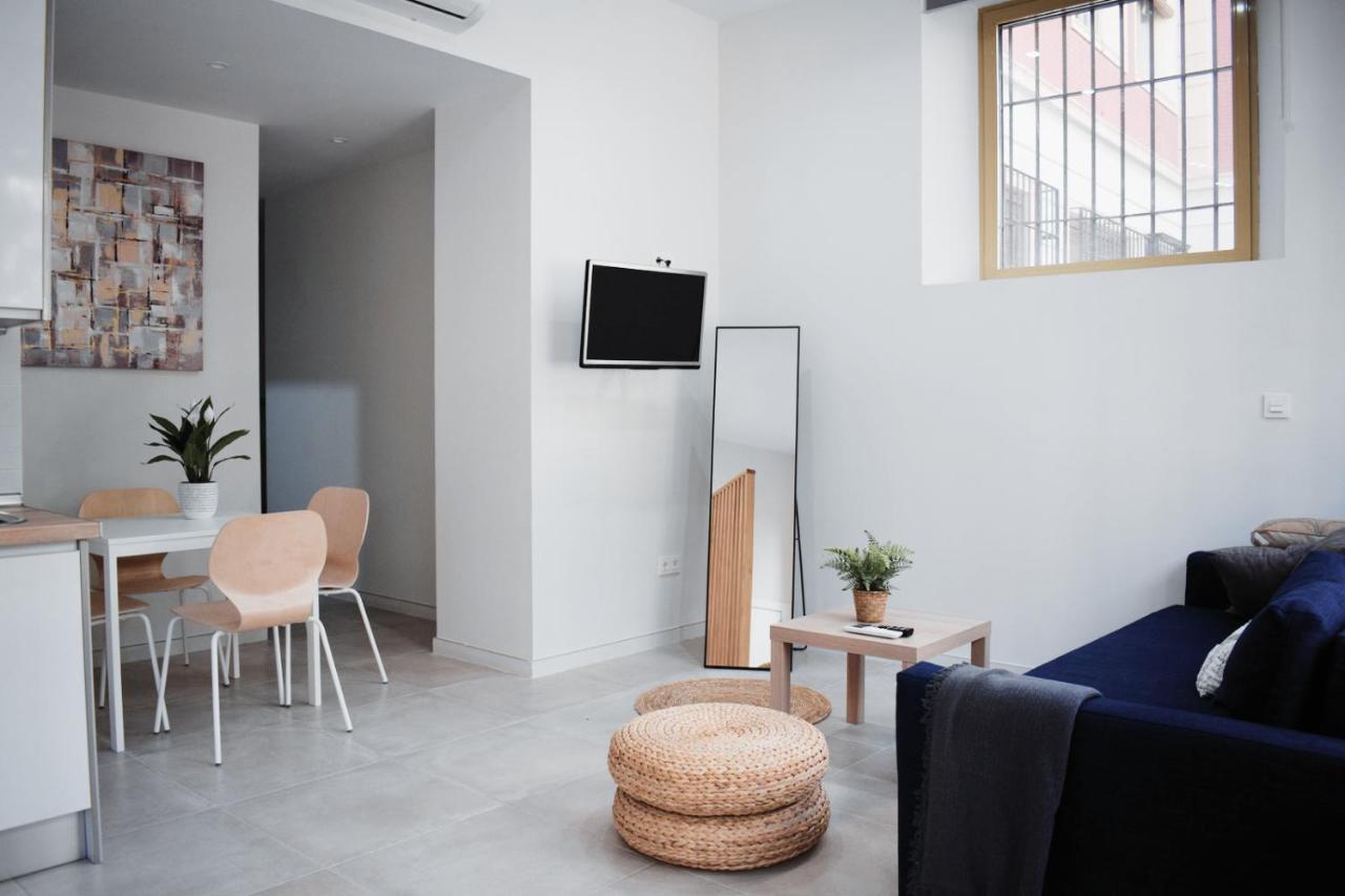 Apartamentos Del Paseo 그라나다 외부 사진
