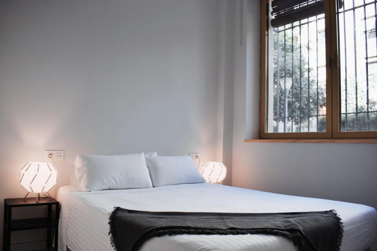 Apartamentos Del Paseo 그라나다 외부 사진